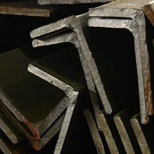 Уголок стальной 09Г2С 100х63х10 мм ГОСТ 8510-86
