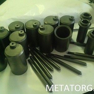 Изделия из графита, защитные чехлы, колпачки, блоки для термопар и термометров